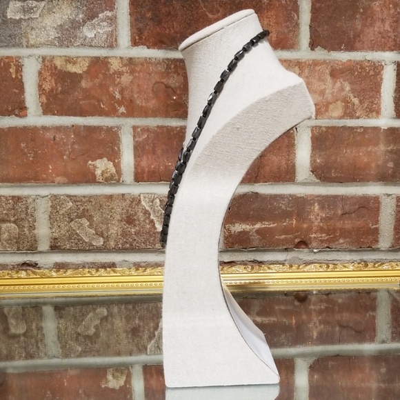 Black Magnetic Hematile Beaded Neklace - Picture 3 of 8